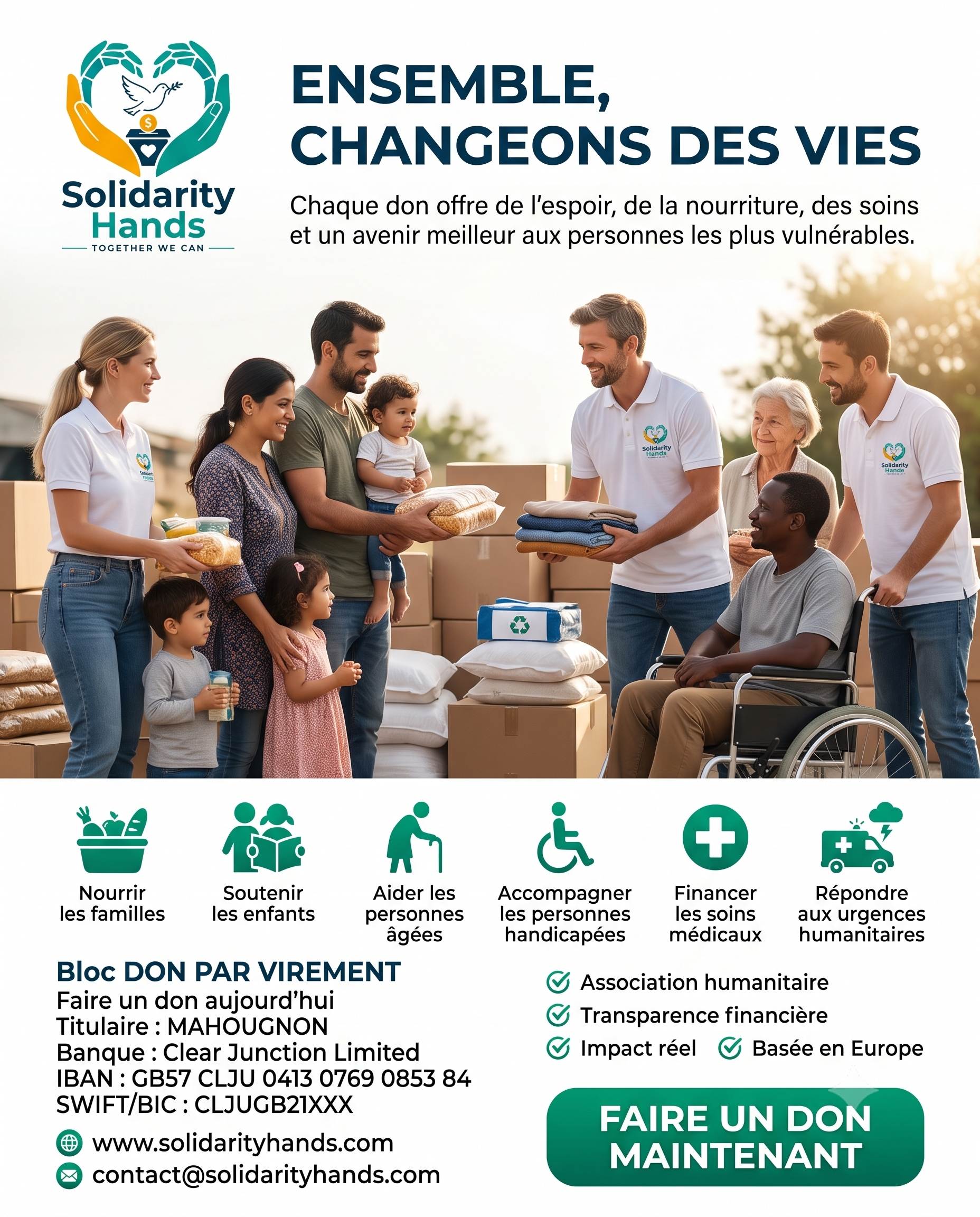 Équipe Solidarity Hands remettant des denrées et des vêtements à des familles et bénéficiaires